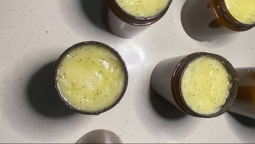 Body Scrub 8oz- Vanilla Cashmere (U)